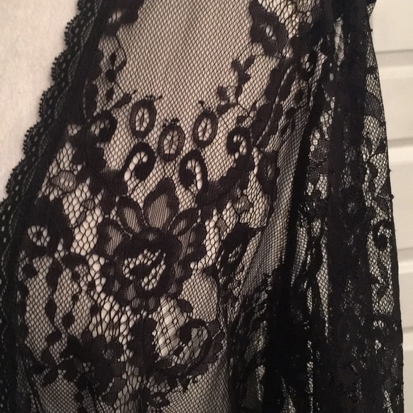 In Bloom lingerie robe - Picture 2 of 7